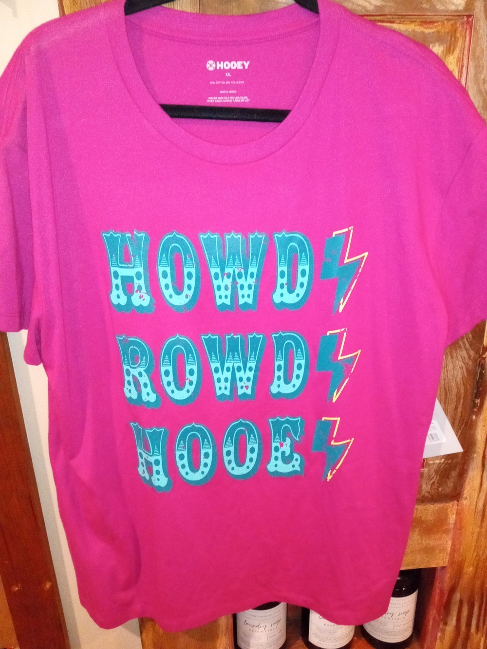 Hooey Pink Short-Sleeve Tee with Teal Graphic Text